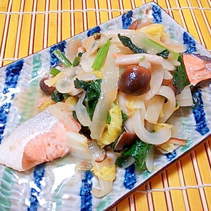 超簡単!松茸お吸い物の素で☆鮭と野菜の蒸し焼き☆